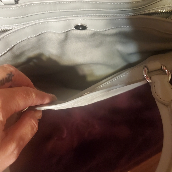 New ☆ Vintage. Rebecca Minkoff Lg. Bedford Satchel Brand New in Perla - Picture 5 of 9